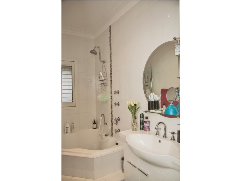 203 Maitland Street, Kurri Kurri NSW 2327