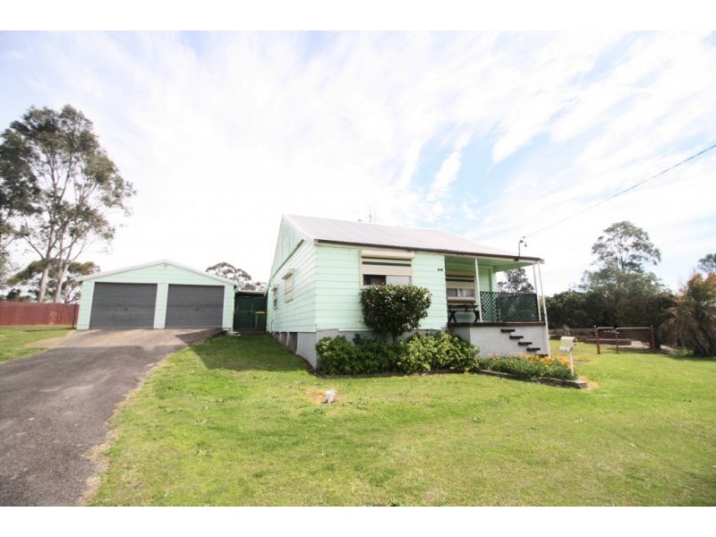 55 Charles Street, Abermain NSW 2326
