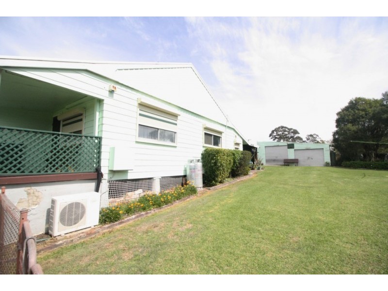 55 Charles Street, Abermain NSW 2326