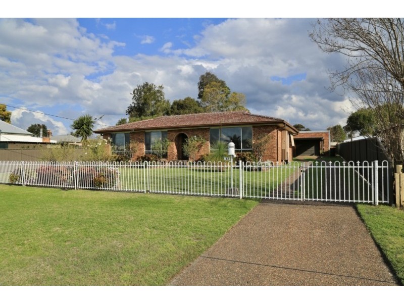 62 Seventh Street, Weston NSW 2326
