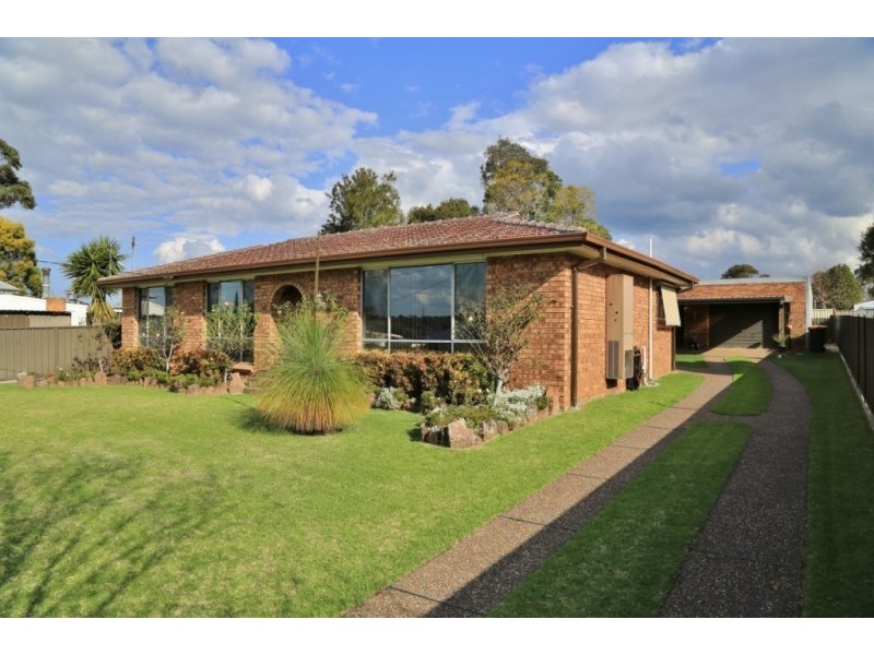 62 Seventh Street, Weston NSW 2326