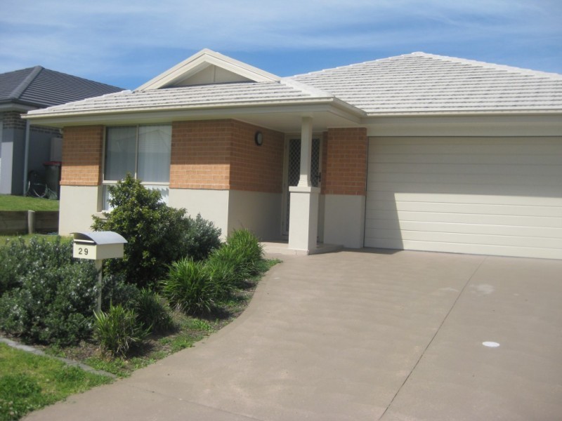 29 Moorebank Drive, Cliftleigh NSW 2321