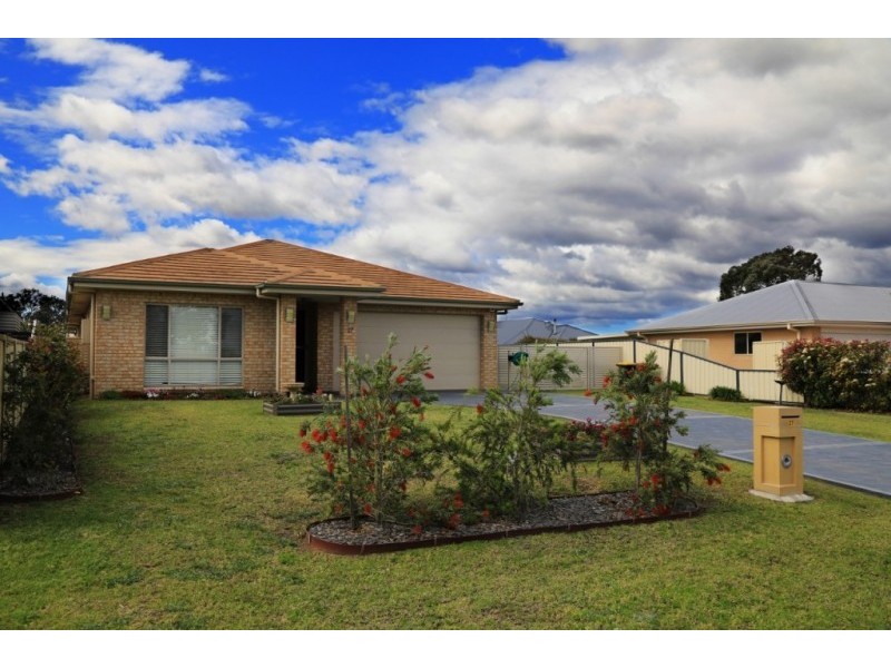 27 Radford Street, Heddon Greta NSW 2321