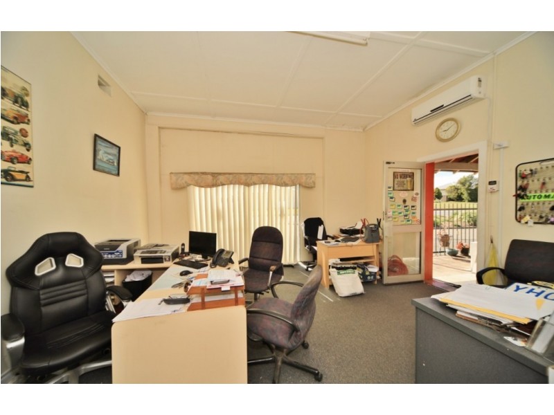 56-58 Alexandra St, Kurri Kurri NSW 2327