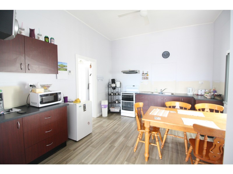 42 Brunker Street, Kurri Kurri NSW 2327