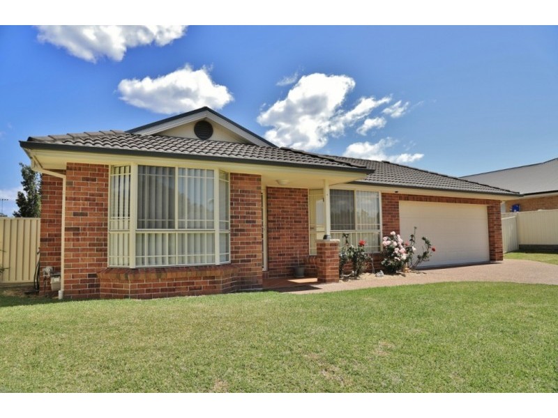 3 Brown Crescent, Kurri Kurri NSW 2327