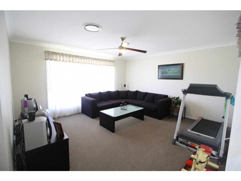 11 Hall Street, Heddon Greta NSW 2321