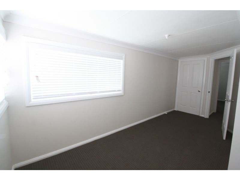 16 William Street, Abermain NSW 2326