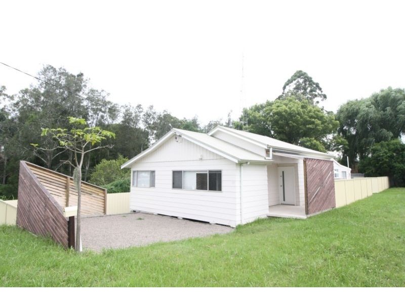 16 William Street, Abermain NSW 2326