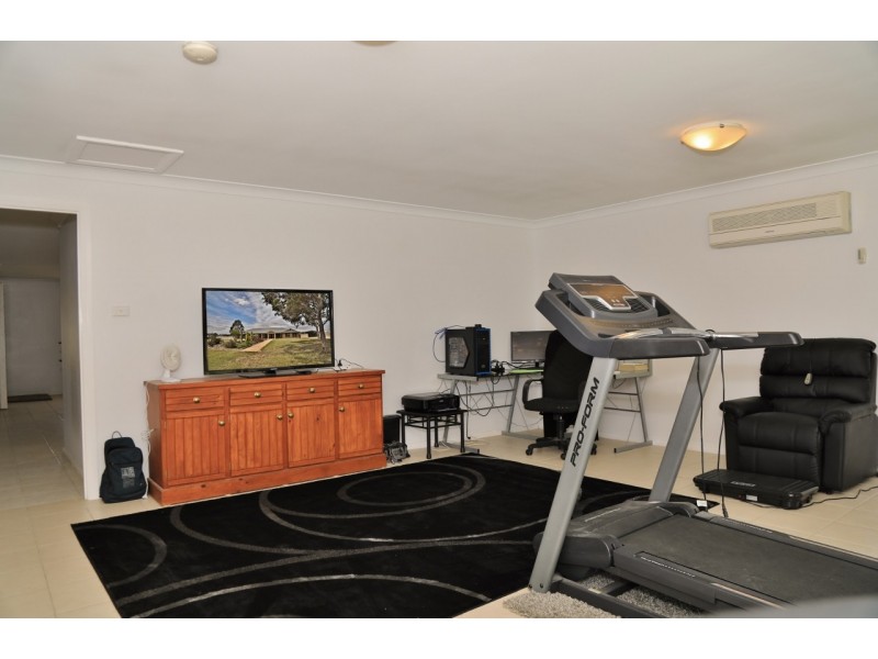 56 Forbes Crescent, Cliftleigh NSW 2321