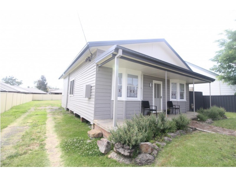 81 Alexandra Street, Kurri Kurri NSW 2327