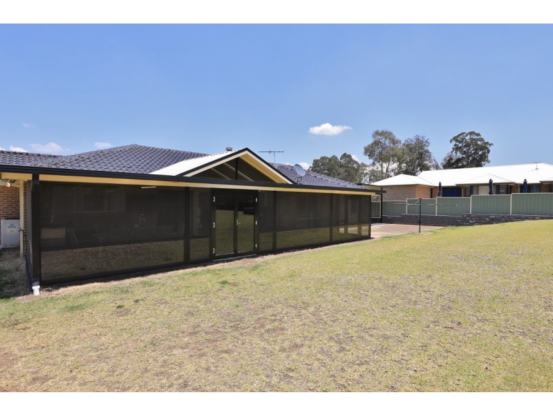 9 Kookaburra Close, Weston NSW 2326