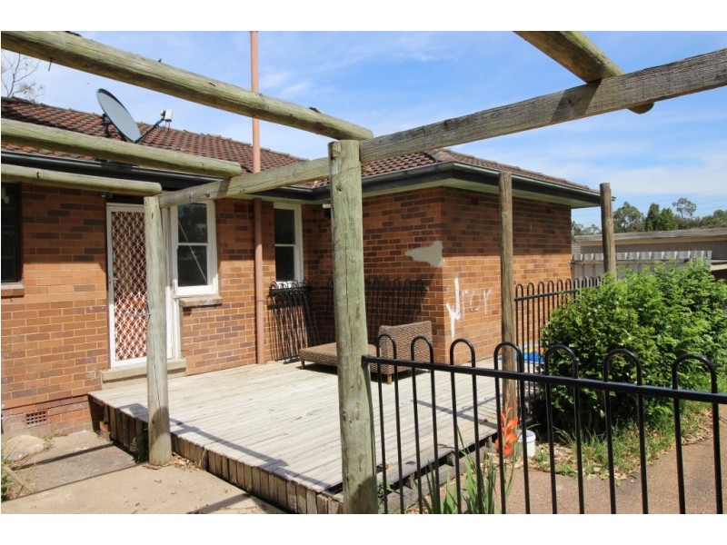 13 Burns Street, Kurri Kurri NSW 2327