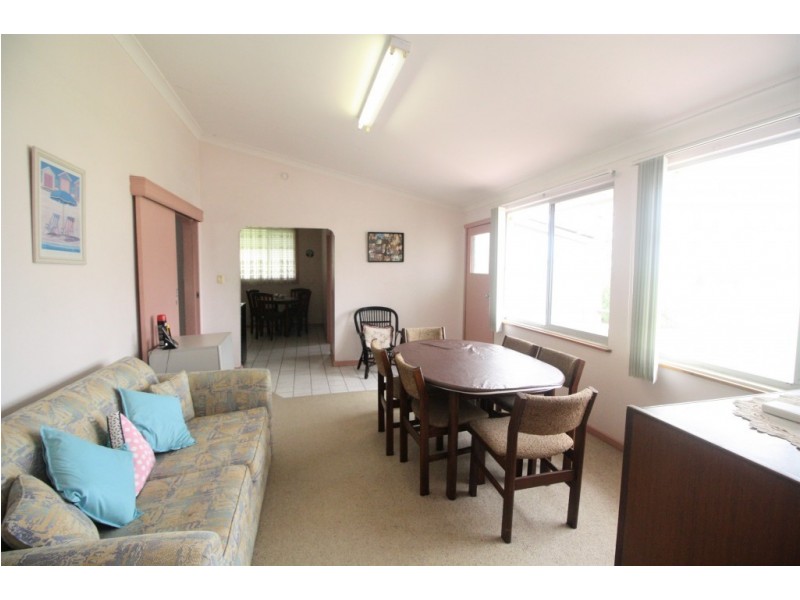 85 Coronation Street, Kurri Kurri NSW 2327