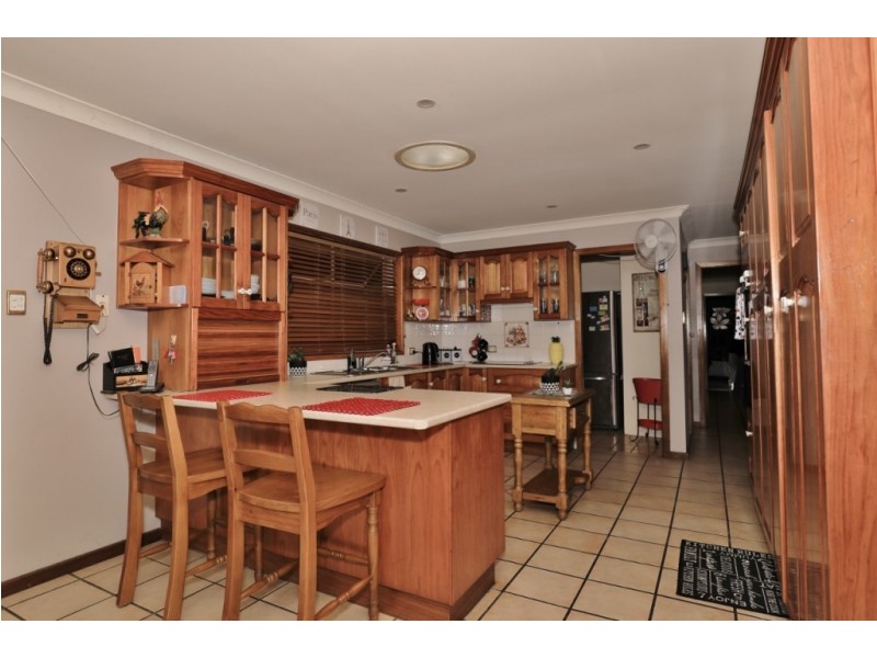 53 Frame Drive, Abermain NSW 2326