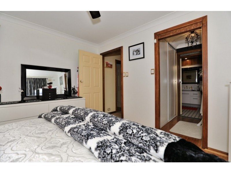 53 Frame Drive, Abermain NSW 2326