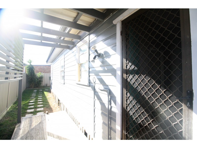 28 Daniel Street, Cessnock NSW 2325