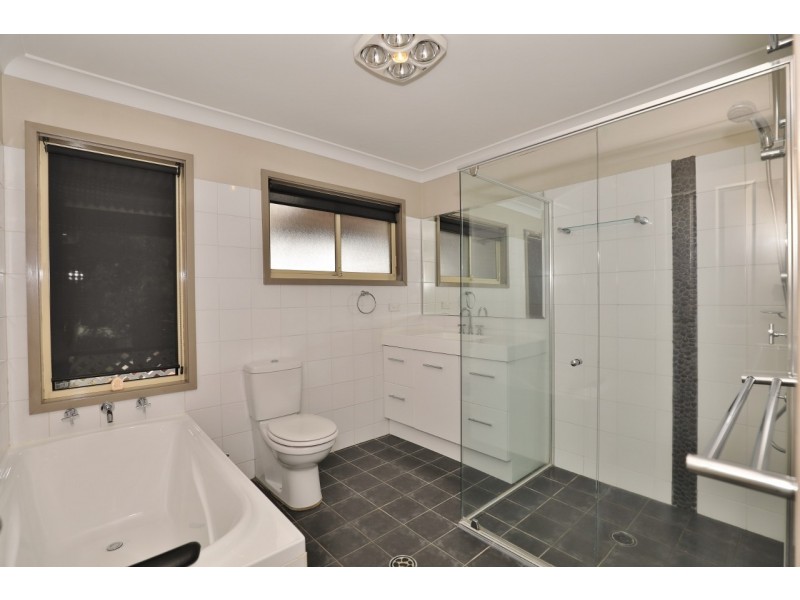 18 Branxton Street, Greta NSW 2334