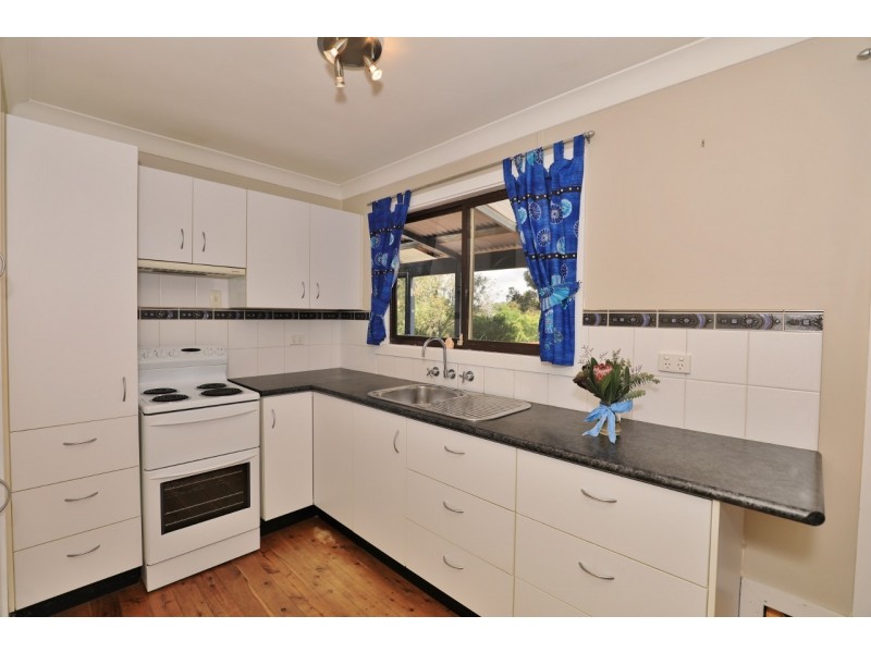 18 Branxton Street, Greta NSW 2334