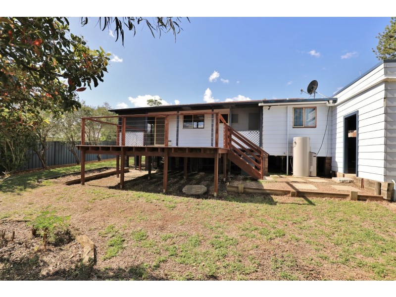 18 Branxton Street, Greta NSW 2334