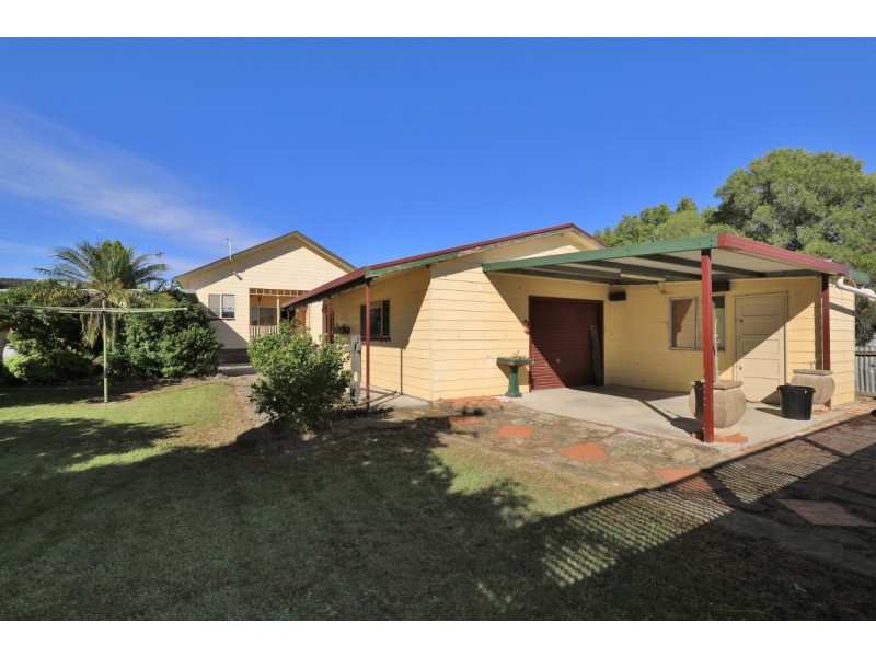 38 Anzac Avenue, Cessnock NSW 2325