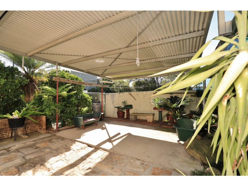 38 Anzac Avenue, Cessnock NSW 2325