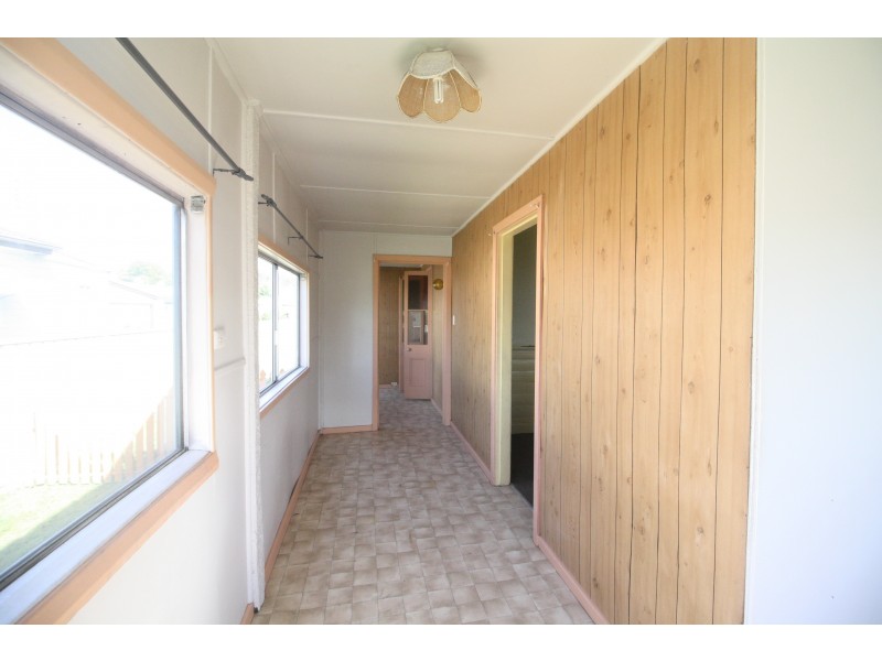 9 Newton Avenue, Cessnock NSW 2325