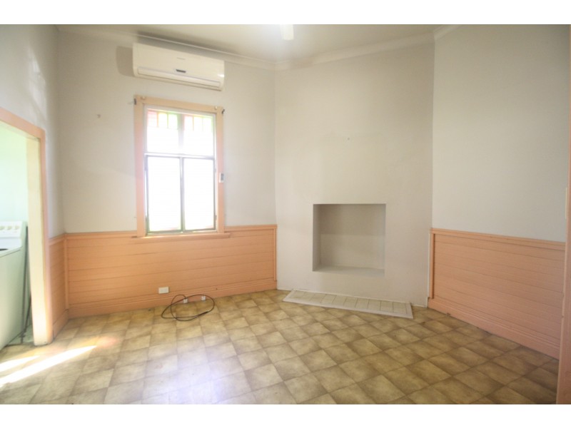 9 Newton Avenue, Cessnock NSW 2325