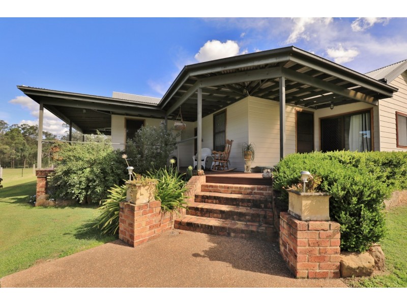 70 Boundary Street, Bishops Bridge NSW 2326