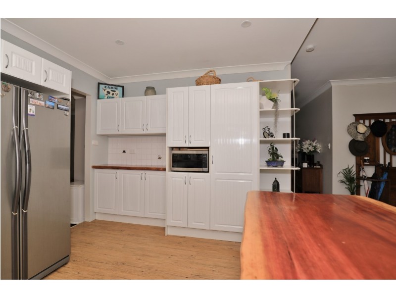 70 Boundary Street, Bishops Bridge NSW 2326