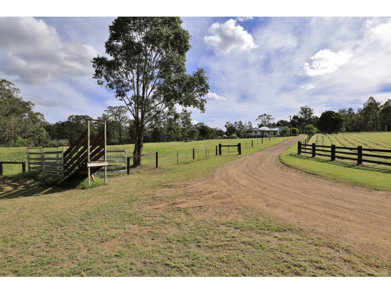 70 Boundary Street, Bishops Bridge NSW 2326