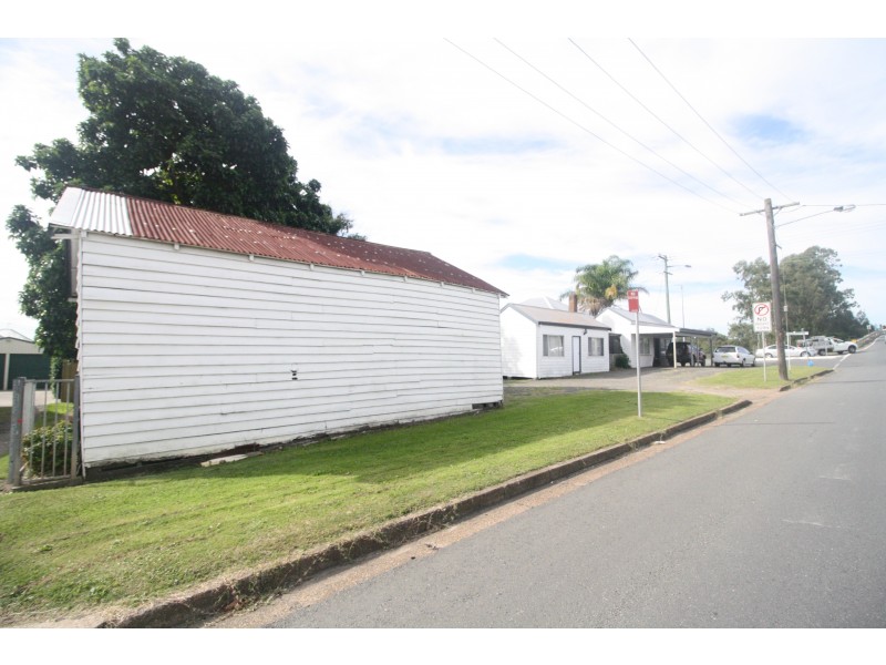 12 Government Road, Weston NSW 2326