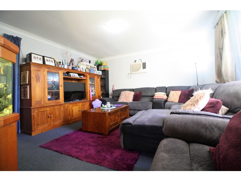 39 Evatt Street, Pelaw Main NSW 2327