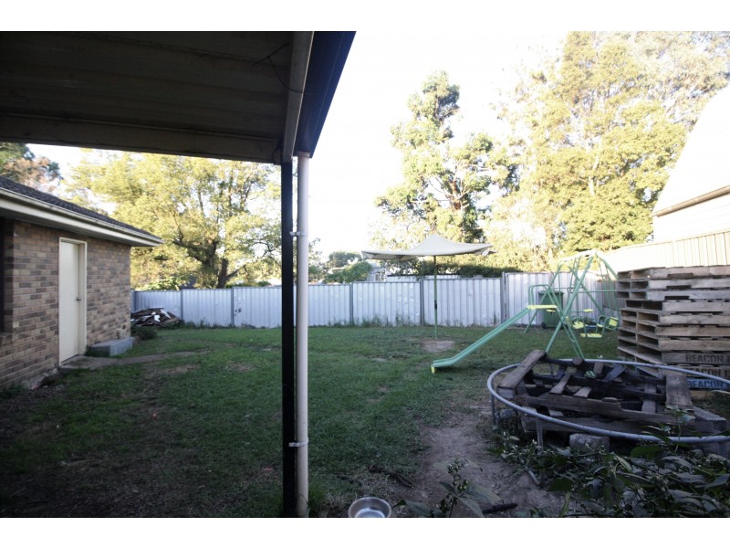 39 Evatt Street, Pelaw Main NSW 2327