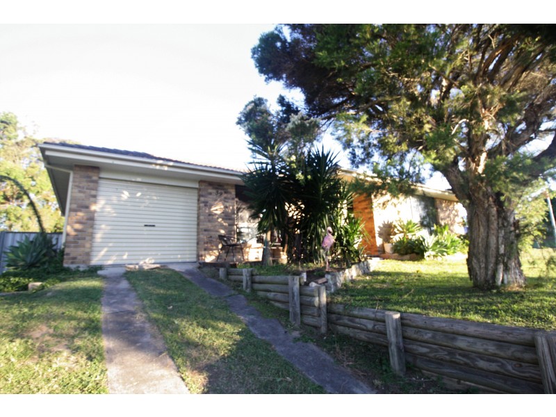 39 Evatt Street, Pelaw Main NSW 2327