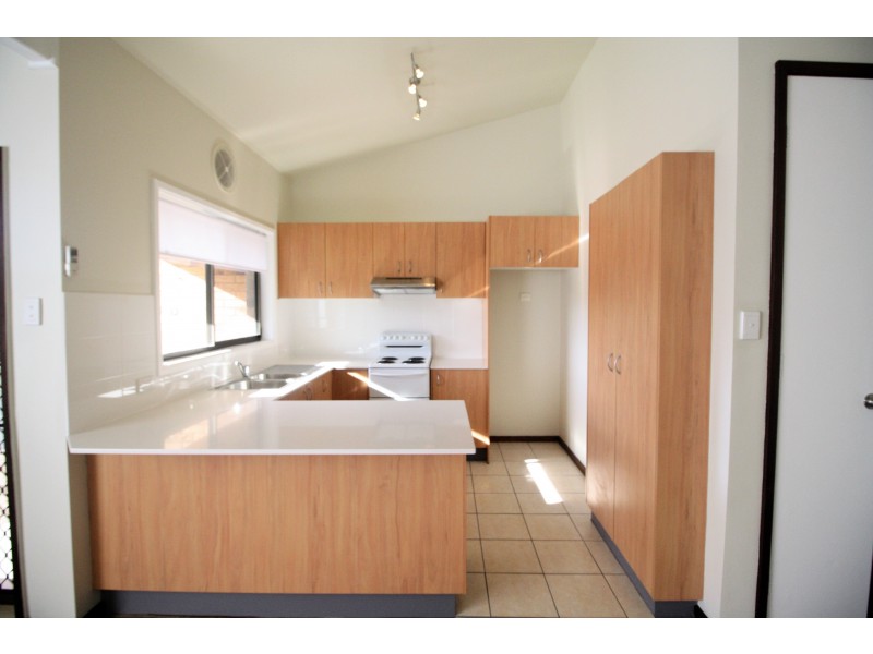 12/10 Saxton Street, Kurri Kurri NSW 2327