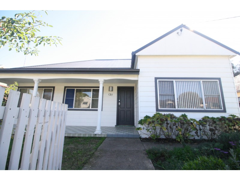 137 Maitland Street, Kurri Kurri NSW 2327