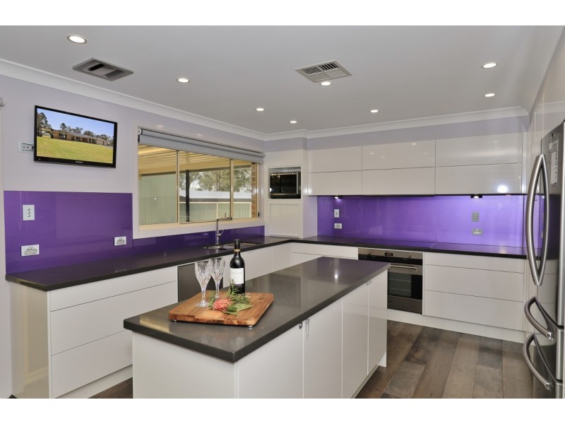 9 Kookaburra Close, Weston NSW 2326