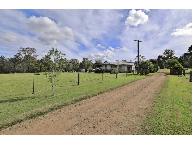 70 Boundary Street, Bishops Bridge NSW 2326
