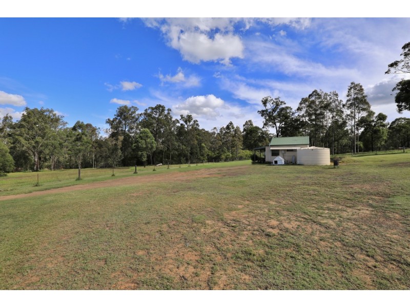 70 Boundary Street, Bishops Bridge NSW 2326