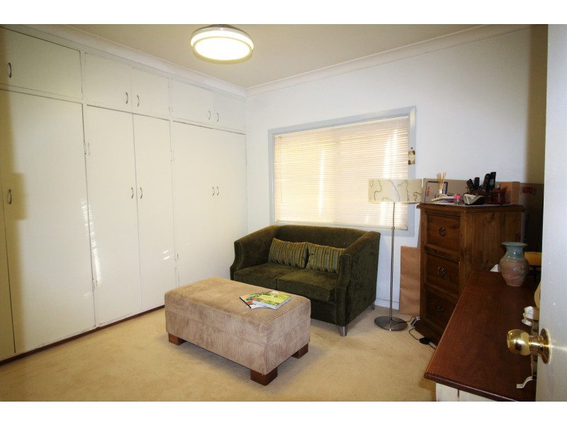 21 Quarrybylong Street, Cessnock NSW 2325