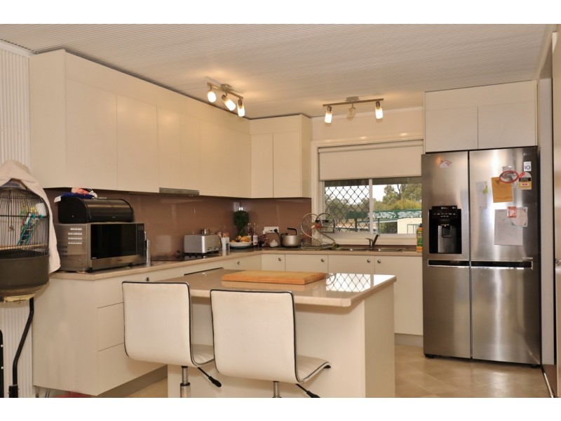 1 Neath Road, Neath NSW 2326