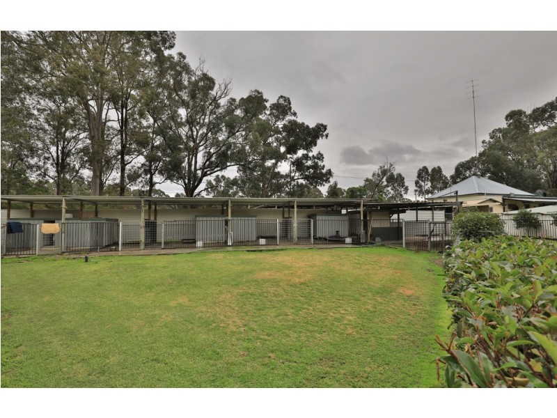 1 Neath Road, Neath NSW 2326