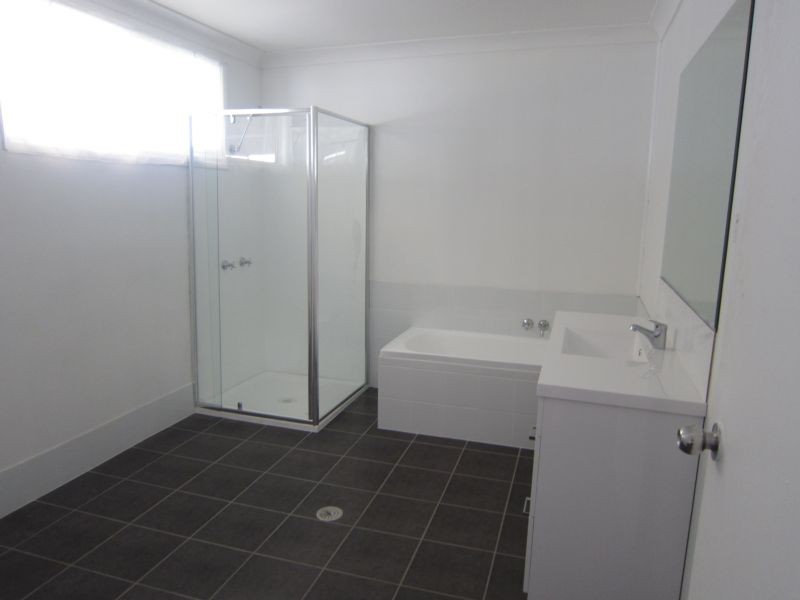 54 Fourth Street, Weston NSW 2326