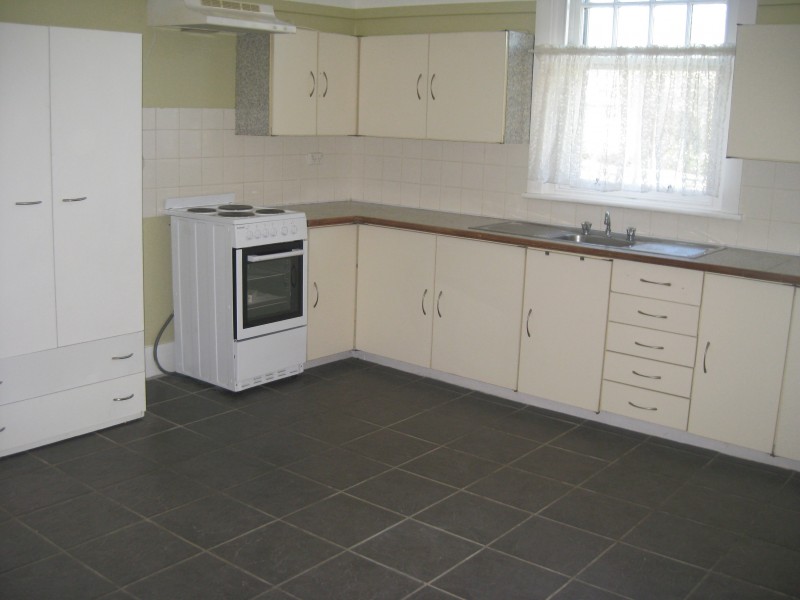 259 Cessnock Road, Abermain NSW 2326