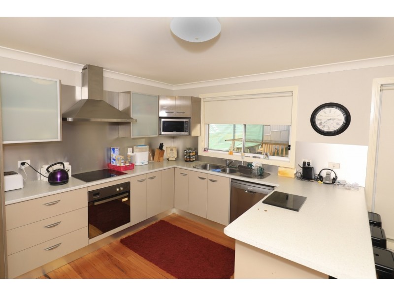 15 Fairview Place, Cessnock NSW 2325