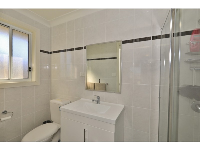 15 Fairview Place, Cessnock NSW 2325