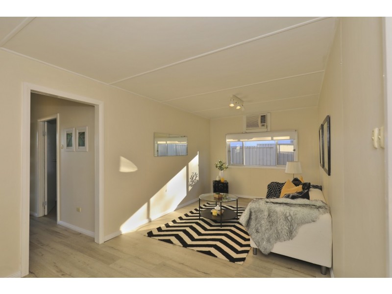 5 Cooma Street, Abermain NSW 2326