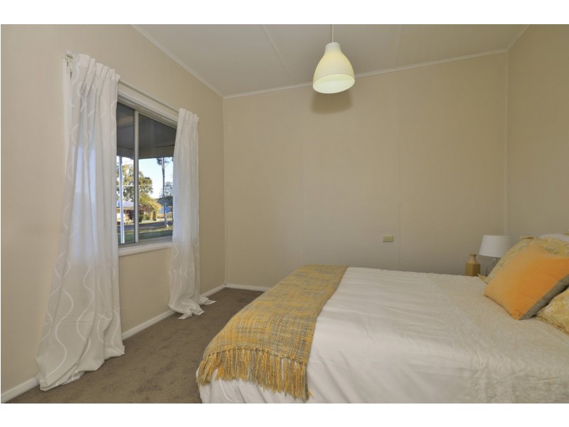 5 Cooma Street, Abermain NSW 2326