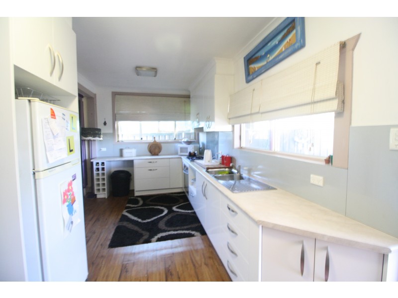43 Hebburn Street, Pelaw Main NSW 2327